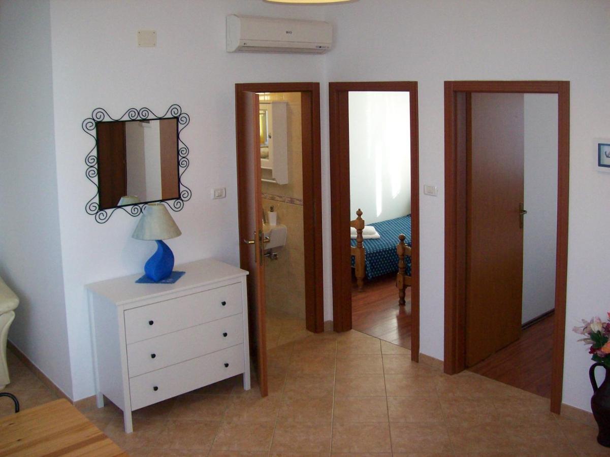 Apartments Grbin Ližnjan Exterior foto